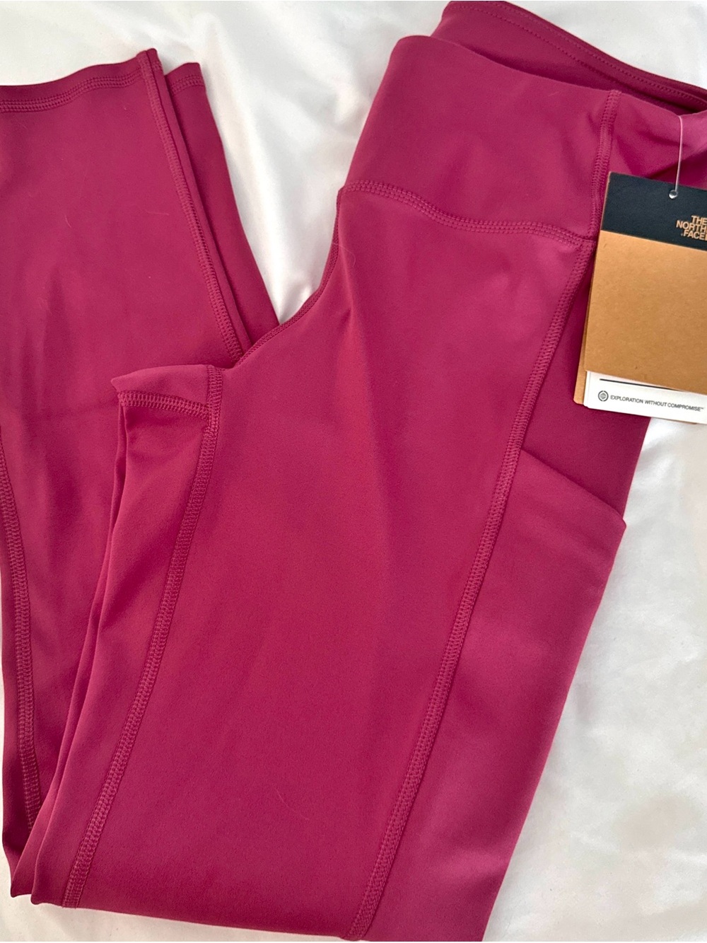 The North Face Women's Magenta High-Rise Leggings - Picture 4 of 4